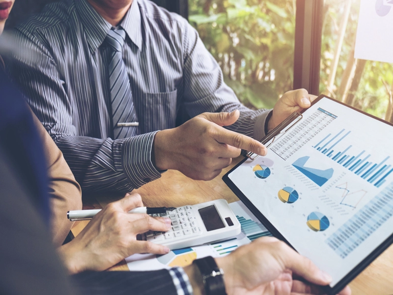 How often should you review your investment portfolio? - Online Demat,  Trading, and Mutual Fund Investment in India - Fisdom